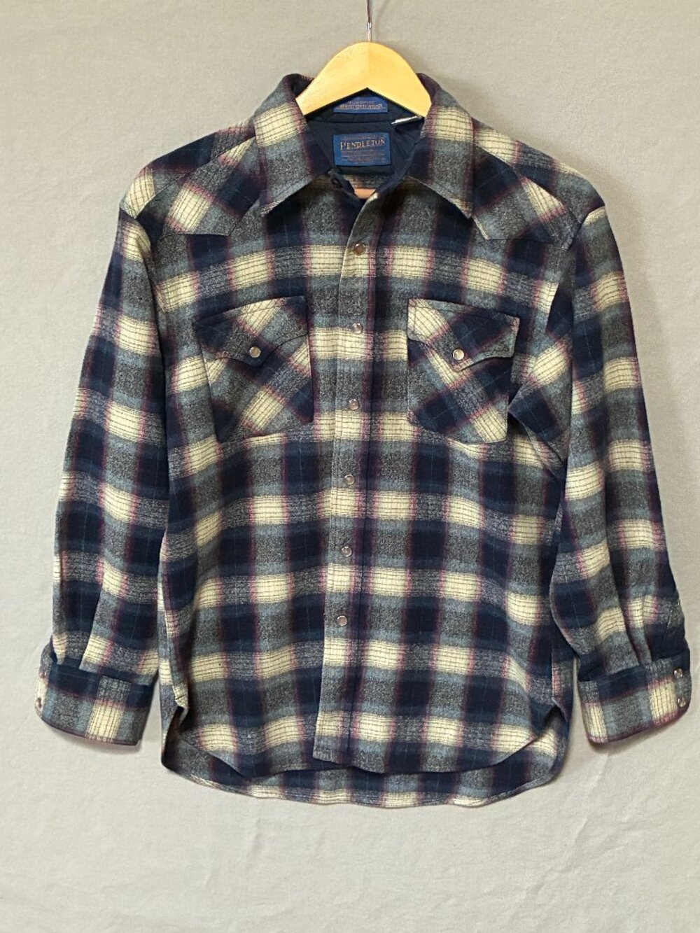 VTG Pendleton Flannel Shirt Long Blue Plaid High Grade Western Wear Pearl Snap M